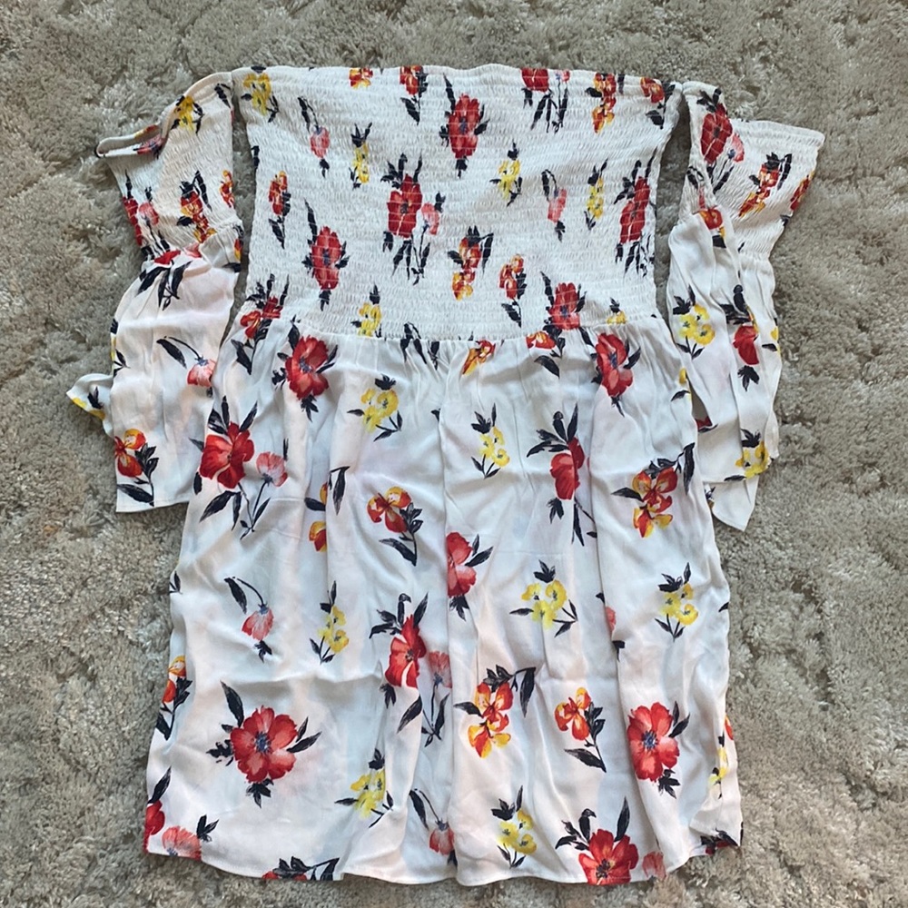 Forever 21 off the shoulder mini dress